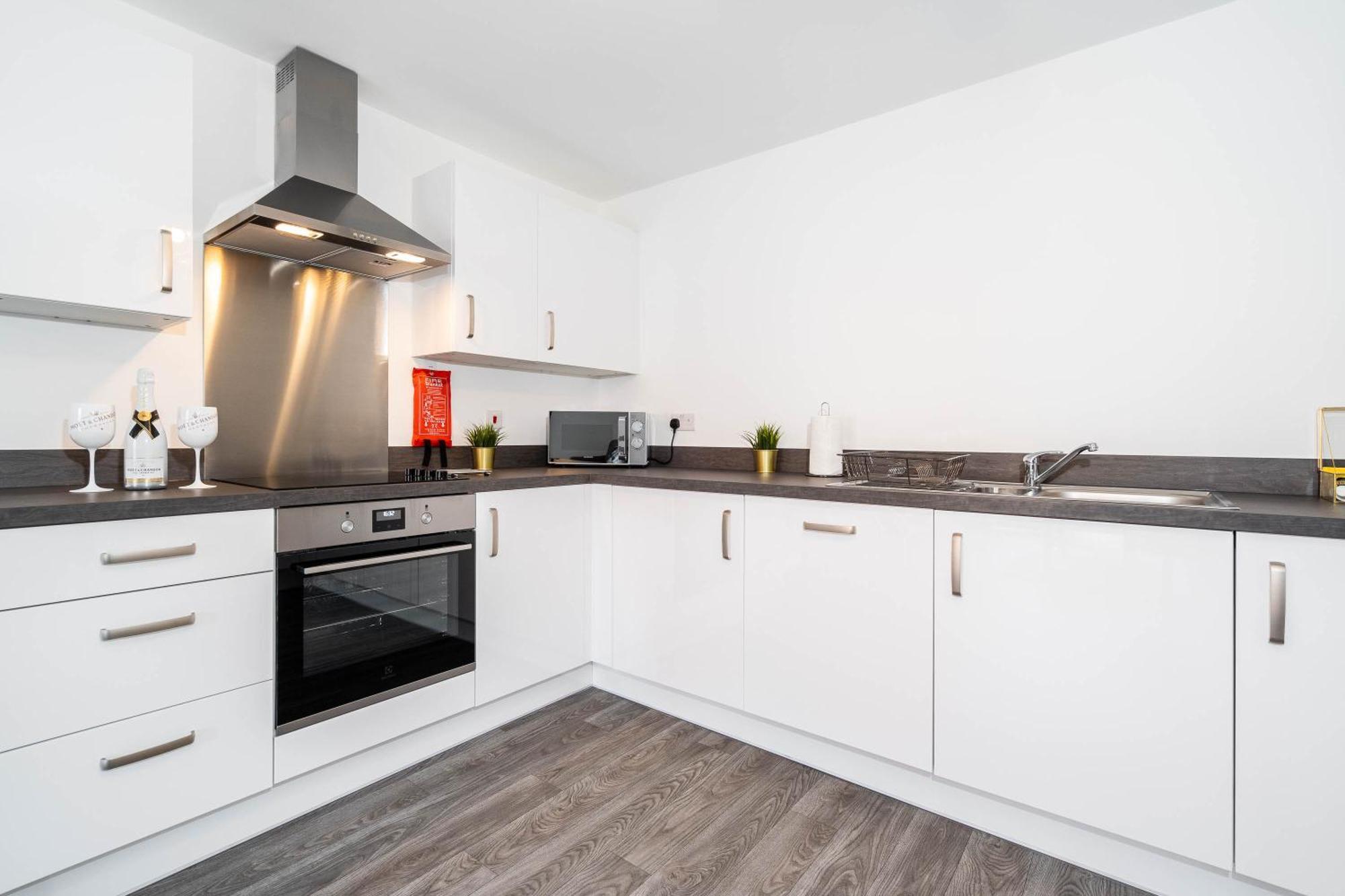 Luxury Apartment - Twin Beds - Selly Oak - Off-Street Parking - Free Netflix & Wifi - Top Rated 9Cc Birmingham Exterior foto