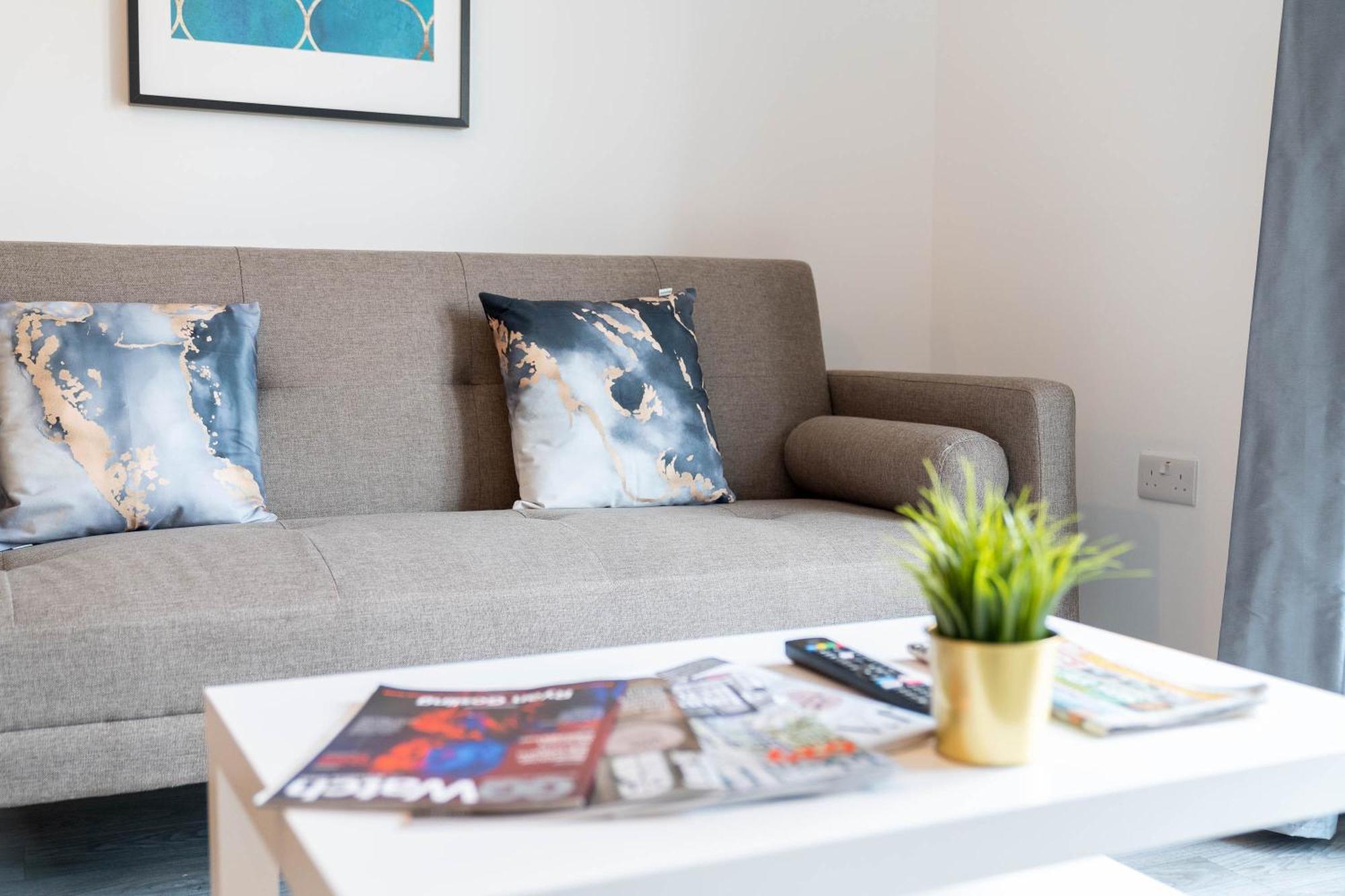 Luxury Apartment - Twin Beds - Selly Oak - Off-Street Parking - Free Netflix & Wifi - Top Rated 9Cc Birmingham Exterior foto