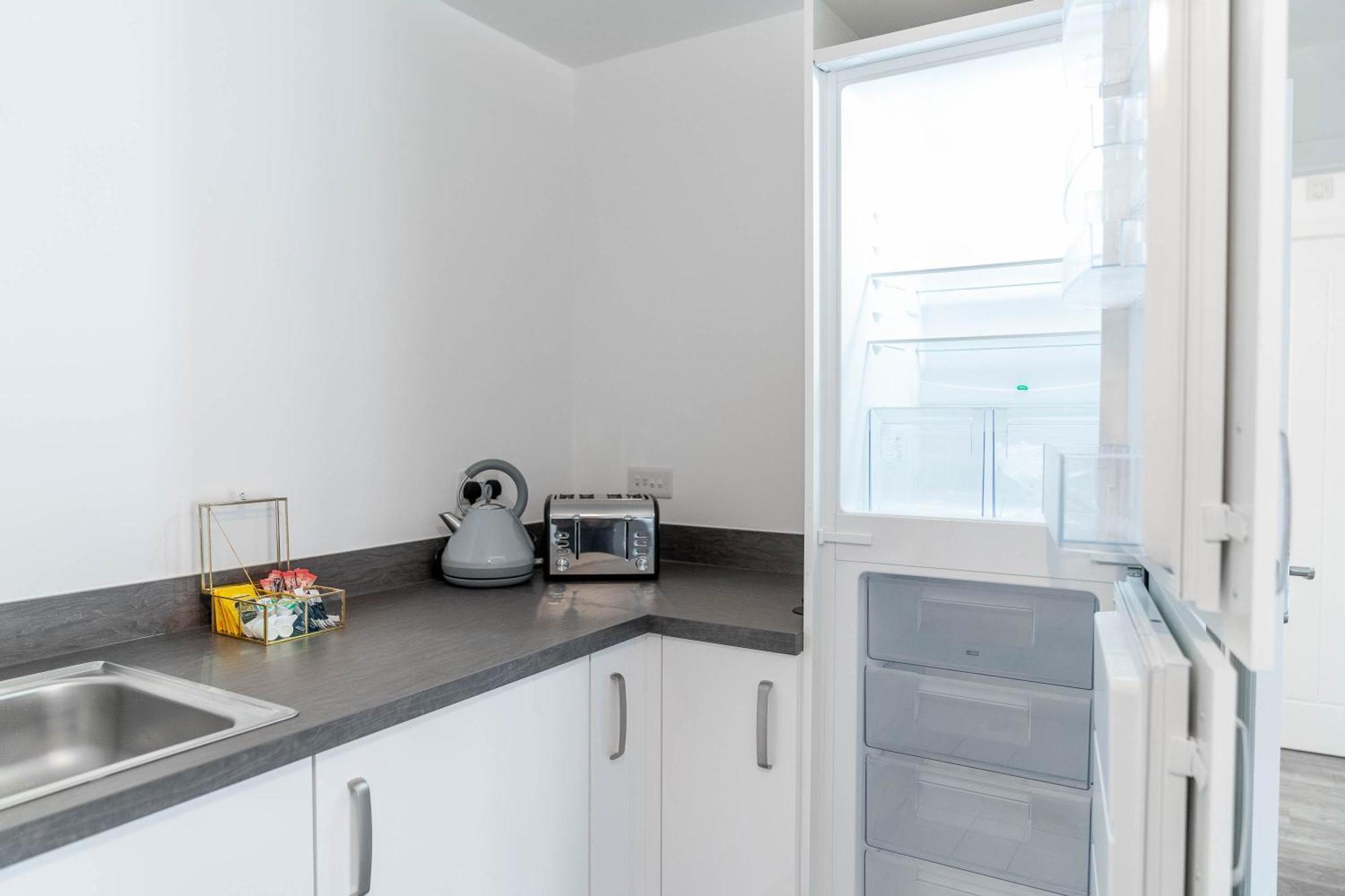 Luxury Apartment - Twin Beds - Selly Oak - Off-Street Parking - Free Netflix & Wifi - Top Rated 9Cc Birmingham Exterior foto
